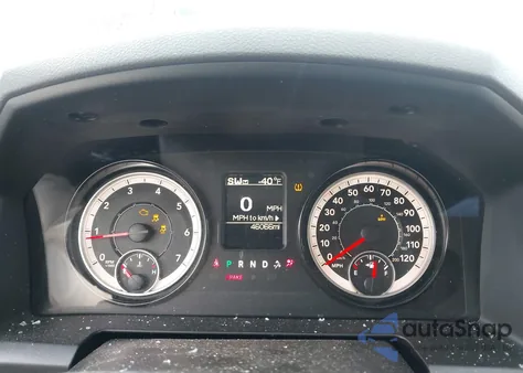 2019 Ram 1500 Classic Express 4X4 6'4 Box from USA, damaged, VIN 1C6RR7FG5KS547886